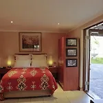 The Oak & Vine Luxury Guest House